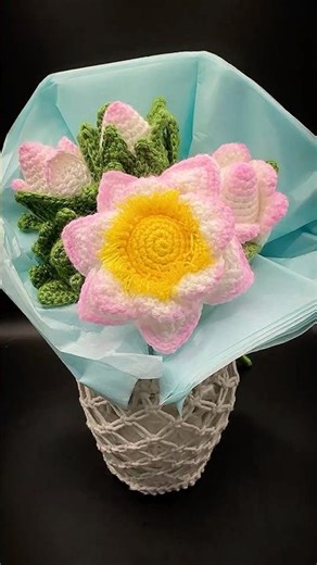 Crochet Lotus Bouquet 🌸 Handmade Flowers