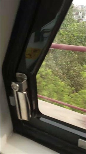 Driverless Metro Train DMRC Pink Line