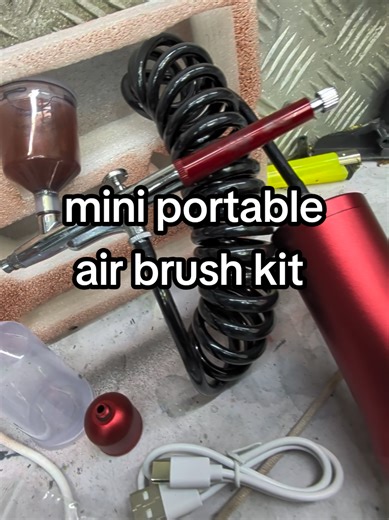 mini airbrush kit fully portable , 3 pots sizes fully loaded solvent and water based paints . #airbrush #modekit #tiktokmademebuyit