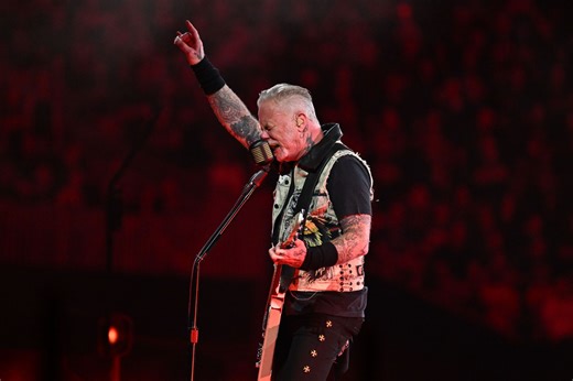 How did Metallica honor Black Sabbath at the 'Back to the Beginning' concert? Details explored