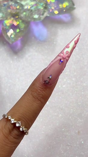 MakarttPro’s gel collection is not cheap on the pigment! With just one coat, you are able to achieve so much with designs 💅🏻✨ Using MakarttPro makes things easier with amazing quality 🩷 #nails #nailart #nailsoftiktok💅 #nailsoftiktok #nailtech #beginnernailtech #beginnernails #beginnernailtechnician #beginnernailart #gelnails #gelpolish #gelnail #gel #naildesigns #naildesign #acrylicnails #acrylic #acrylicnailsdesign #acrylicnailtutorial #nailtutorial #nailpro #nailpromote #nailenthusiast #na