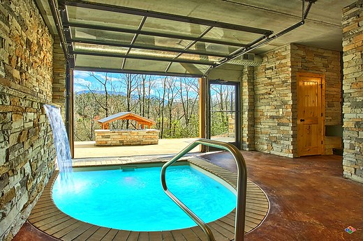 Urban Cowboy - 1 bedroom cabin in Gatlinburg, TN