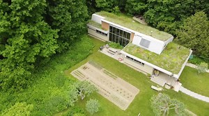 Family's Straw Bale Eco-homestead Operates Off the Grid