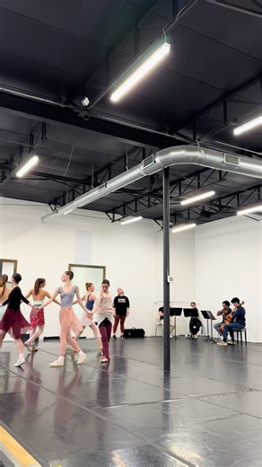 Musicians in the studio today, and into the theater tomorrow! Join us for a celebration of live music and dance for Valentine’s Day with Rhythm & Romance February 14-15 at Moody Performance Hall. The performance features George Balanchine’s Valse Fantasie, Paul Mejia’s Cafe Victoria and Katie Puder’s Bartok Duets and Sisterhood. Tickets start at just $25 and available now at AvantChamberBallet.org