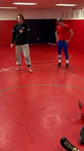 Knee slide from tripod stand up