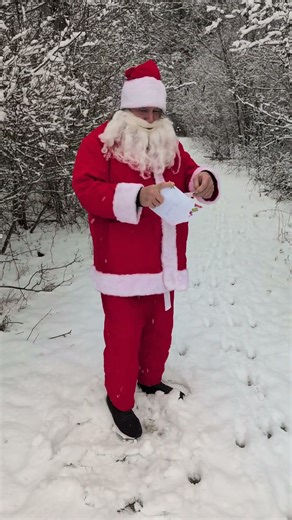 Angry Santa is NOT on Holidays (BIG MISTAKE) #shorts