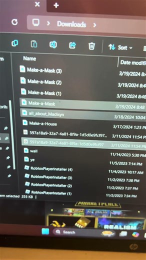 Istg whoever put this on my computer Sub to me on twitch 😁#minecraft