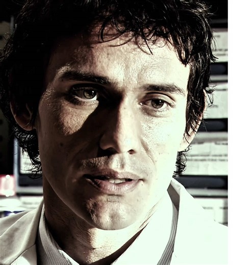 ac: @knife || all fake || forgot to add text #brianmoser #dexter #hardstyle #viral