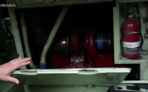 美国AAV 7 两栖步战车内部结构 Assault Amphibious Vehicle Survivability