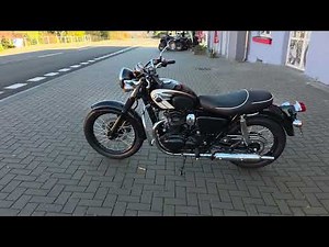 Kawasaki W800 Black Custom: Beyond the Showroom MY2015 4K