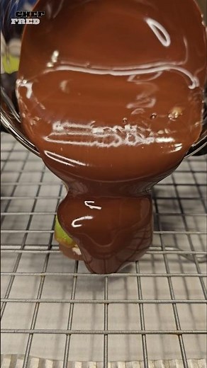 Tommy's All The Rage Rugrat-Approved Reptar Bar!🍫🦖 #shorts #rugrats #reptar #bar