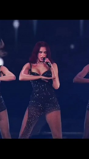 Dua Lipa Live Performance of 'Levitating'