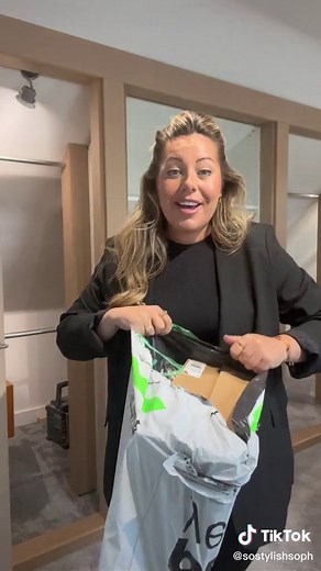 UGG Boot First Impressions Unboxing | Mini Wedge Ankle Boot