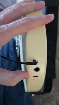Using the Headphone Jack on the Enya Inspire Guitar #guitar