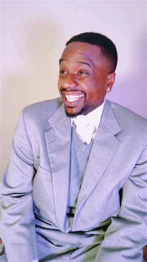 37K views · 2K reactions | This my favorite year for the BET Awards. Well it’s a toss up between 2003 & 2005!! Them was some  years. I mean BET Awards at its peak. From the performances, the nominees, the awards, even down to our favorite celebrities from that era. What are some of y’all favorite moments from the BET Awards?? #throwback #nostalgia #2000s #destinyschild #bet | Robert Amethyst | Facebook