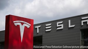 After Earnings, Is Tesla Stock a Buy, a Sell, or Fairly Valued?