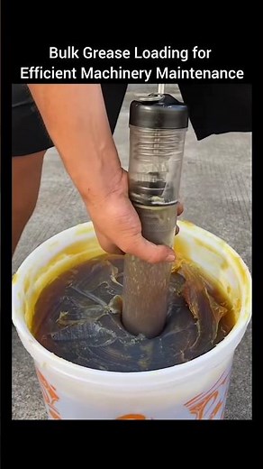 Lubrication in Action: Bulk Grease Loading for Efficient Machinery Maintenance