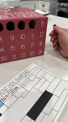 Day 6! #adventcalendar #pens #lettering #brushpens #gelpens #lettersandlattes #holidays #fountainpen #pilot