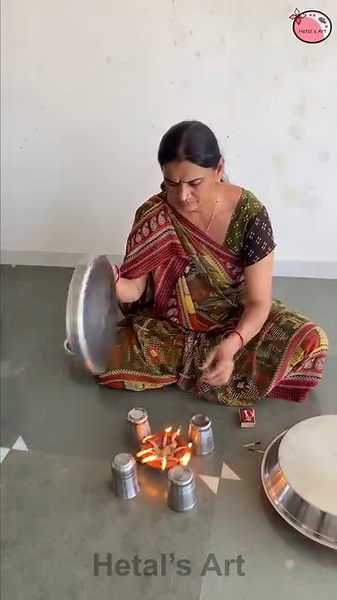 1.5M views · 878 reactions | Traditional Indian ways to kajal (Collyrium) making recipe - 100% natural - blackest black #LongLasting #kajal #Collyrium #natural #diy | Hetal's Art | Facebook