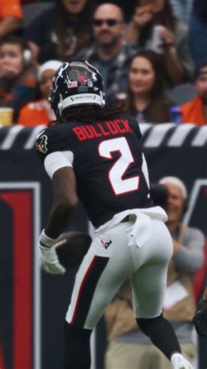 Bullock’s Ballhawk Moment 🦅 | All Angles