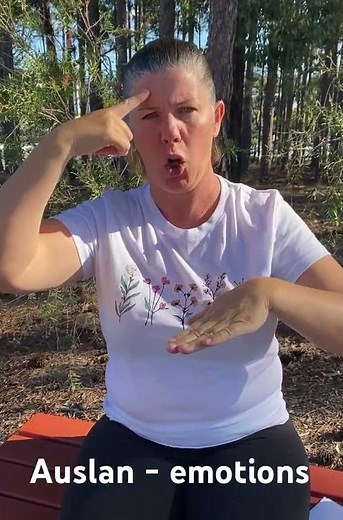 Basic Auslan with Deaf Auslan tutor Amy - emotions. #auslan
