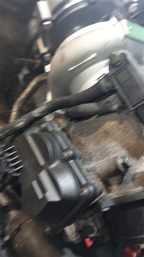 "The heart is ready to go back in the body. 🔧🇬🇧 ​This Range Rover Velar 2.0L Ingenium engine has been completely refreshed and is ready for installation. We know these units require surgical precision—specifically with the timing chains and variable valve timing systems. ​No shortcuts taken here. Cleaned, spec’d, and torqued to perfection. Time to give this Velar a second lease on life. ​📩 DM us if your Rover is feeling tired or sounding rattling." #RangeRoverVelar #IngeniumEngine #EngineReb