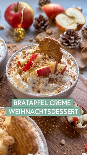 Sabrina Mirella Börke on Instagram: "⬇️ zum Rezept ⬇️ BRATAPFEL CREME das perfekte, leichte Weihnachtsdessert, das jeder lieben wird !🥳 | Anzeige ✅ einfach gemacht ✅ ohne Zuckerzusatz ✅ nur knapp 200 kcal & 17g Protein ✅ unfassbar cremig und lecker Speicher dir das Reel schnell ab und probier es unbedingt aus !😍 Zutaten für 4 Schälchen: •⁠ ⁠4 Äpfel (z.B. Elstar) •⁠ ⁠300g Magerquark •⁠ ⁠100ml Cremfine 19% zum Aufschlagen •⁠ ⁠9g Chunky Flavour Vanilla Perfection •⁠ ⁠40g More Sahne Protein •⁠ ⁠60