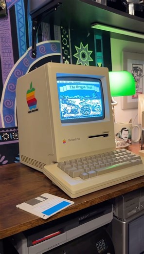 Oregon Trail on the Mac Plus