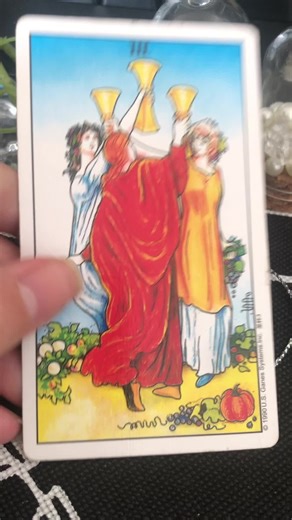 Guidance Through Tarot Reading: What to Expect