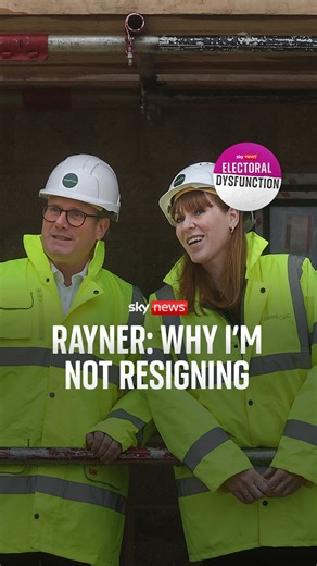 "Did you think about, should I pack it in for the sake of the family?" Speaking exclusively to #ElectoralDysfunction, Angela Rayner tells Beth Rigby why she isn't resigning as Deputy PM. 🎧 Listen: https://podfollow.com/electoraldysfunction 📺 Watch: https://youtube.com/playlist?list=PLG8IrydigQffkV94y_hhSFgZC-lgZ5rod&si=STjNvuJDEA29PT03 | Sky News