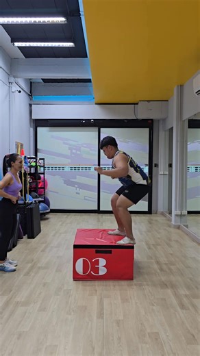 วันนี้มาเผาผลาญไขมัน ด้วยการเล่น Jump Box กันนะคะ ช่วยกระตุ้นการเต้นของหัวใจ ให้เร็วขึ้นใช้เล่นแทนการเดินการวิ่งได้นะคะ #jumpbox #exercise #reels | เอ็มอร ธรรมโส