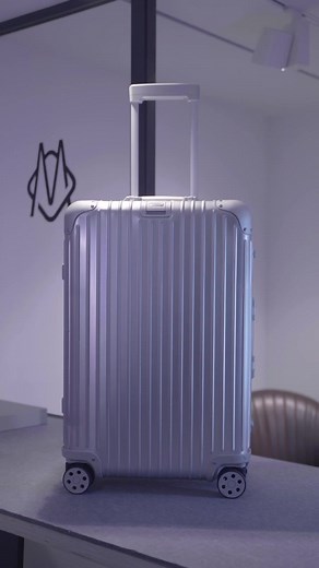 RIMOWA Wheel Replacement and Repair Services