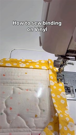 Here’s how I bind on vinyl-backed fabric: I apply binding on the vinyl side and use a fabric glue like Appli-Glue by @jillilystudio to hold it in place—no pins needed! 🧷 Be careful with your iron—use low heat since the vinyl is on the back. Then I topstitch from the front using the smallest seam allowance possible for a clean finish. ✨ I highly recommend a good vinyl such as @patternsbyannie premium clear vinyl. My Flatmates Pouch pattern new colorful zippers are in the shop! ✨ It’s a fun, prac
