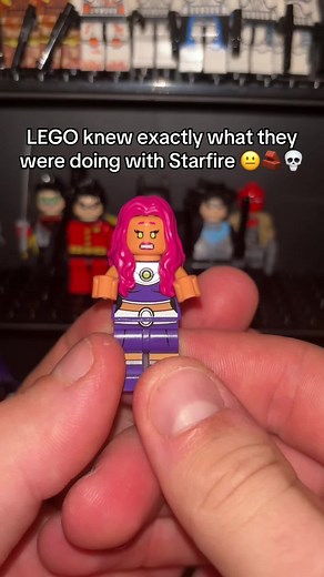 LEGO Starfire Minifigure: Impressive Design Details