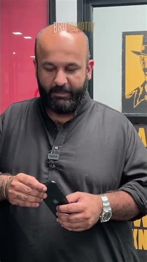 5 saal baad iPhone se Android par switch kiya😲 Watch VLOG111‪@vlogsbrotomotiv‬ ‪@Brotomotiv‬ #yt