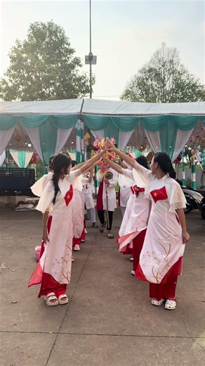 Video của NguyễnThanh KC (@nguyen.thanh.kc) với bản nhạc Đường về hai thôn - #1 - Dương Hồng Loan