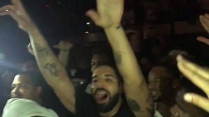 13K views · 333 reactions | Y'all remember dis ?  When Drake walked into the crowd during Travis Scott live performance, and the crowd went insane  #TravisScott #Drake #Rapaholx | Rapaholx | Facebook