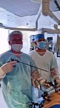 Laparoscopic right nephrectomy with adrenalectomy