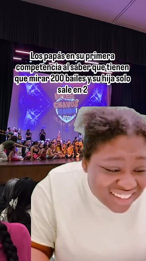 Los verdaderos héroes sin capa: los papás que aguantan todo el evento 👏🤣 #humor #baile #dance #tijuana | Synergy Dance Academy