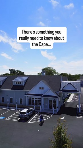 You need to know about this if you spend any time on the Cape. @capecodhealthcare has an incredible network of convenient Urgent Care centers across the Cape, you can walk in (no appointment needed!) and get treated for everything from sprains, bites and infections to the summer sniffles. These centers are staffed by emergency-trained physicians and nurses, with most patients seen in under an hour. They offer on-site X-rays, lab services, IV medications, and testing for illnesses like the flu, a