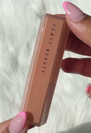 Fenty Beauty Gloss Bomb Stix Review: Fenty Glow