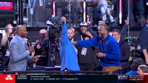 HIGHLIGHTS: Steph Curry nails a trick shot from NBA Showtime set