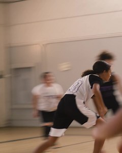 Make this season a slam dunk. Share team updates, track stats, and score live stream games — for free! — with GameChanger. | GameChanger