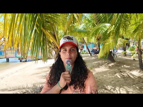 Roatán's Hidden Reef Paradise Will Leave You Speechless