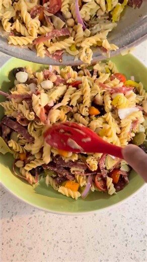 Warmer weather = bring on the salads! Check out Steve Doss QVC's Antipasto Summer Salad recipe, perfect for your upcoming backyard BBQ's & family gatherings! ☀️🥗 Salad: ☀️1 8oz box of rotini pasta, cooked al dente ☀️1 cup cherry tomatoes, halved ☀️½ cup red onion, diced ☀️½ cup olives, halved ☀️½ cup artichoke hearts, sliced ☀️1 cup salami, cut in strips ☀️½ cup bell peppers, diced ☀️½ cup pepperoncini, halved ☀️½ cup garbanzo beans, drained and rinsed ☀️1 cup mozzarella pearls Dressing: ☀️1/4 