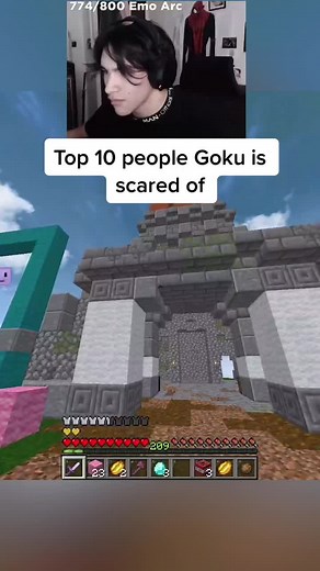 Purpled Solos Bedwars Gameplay with Intense Action