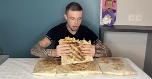 C’est quoi, cette histoire d’Alan FoodChallenge et de dégustation de « gigatacos » truquée qui agite l’Internet ?