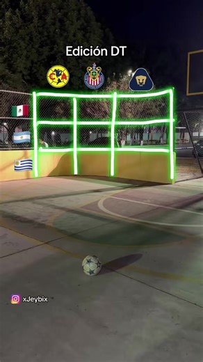 Tic Tac Toe with Football Skills ⚽️