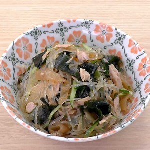 さっぱり味で食べやすい！ 中華くらげとツナの春雨サラダのレシピ動画・作り方 | デリッシュキッチン