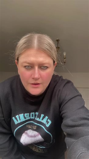 Lisa Grundy (@lisagrundy6)’s videos with WHY ARE PPL USING THIS SOUND - John Phillips